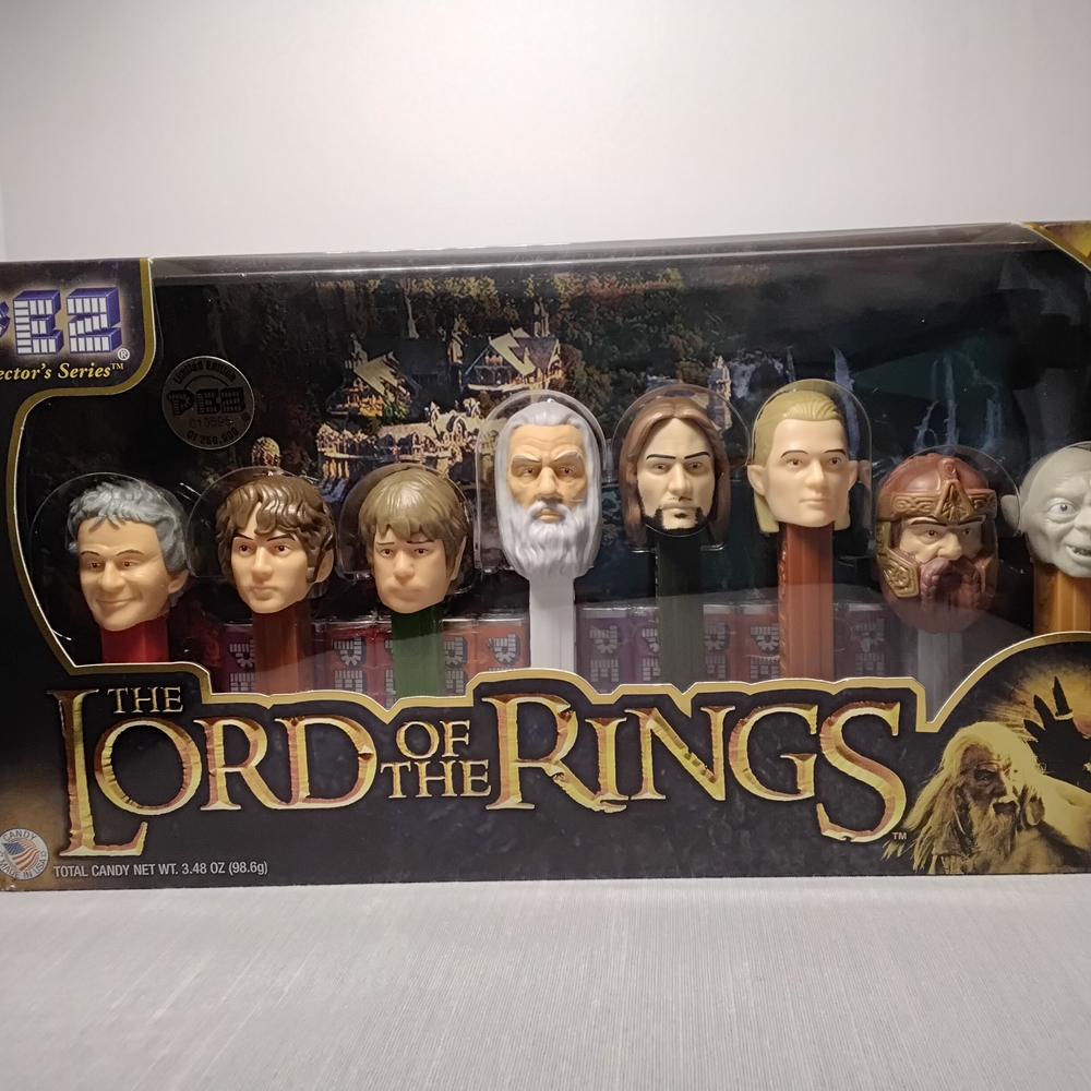 NIP PEZ The Lord of the Rings Collector's Series Limited Edition Set